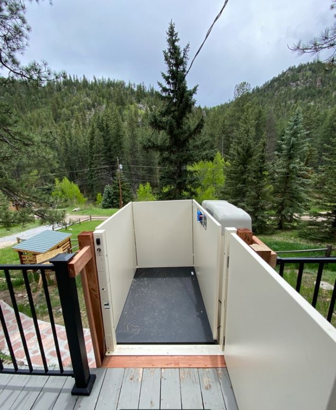 wheelchair platform top landing outside of home near mountains in CO from Lifeway Mobility